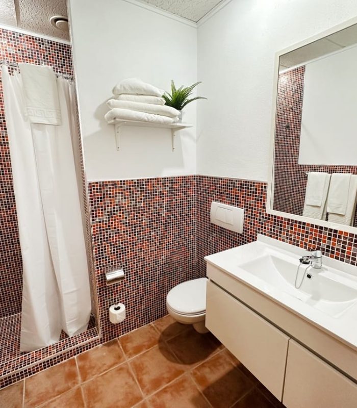 114 BAÑO 1