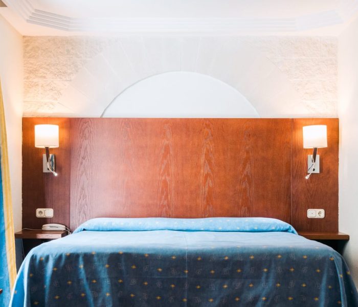 DOUBLE ROOM 1