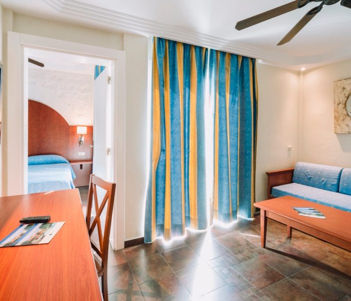 DOUBLE ROOM 2